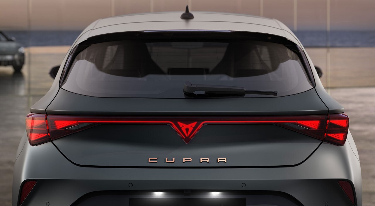 CUPRA inauguró su 10º CUPRA City Garage en Estambul, cerrando un año histórico para la marca