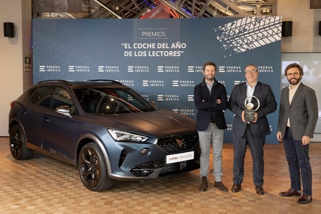 CUPRA Formentor recibe el premio “Coche del Año de los Lectores 2021”