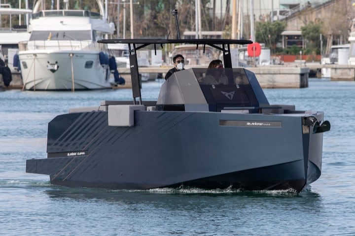 Un CUPRA en el mar, de Antonio Yachts D28 Formentor