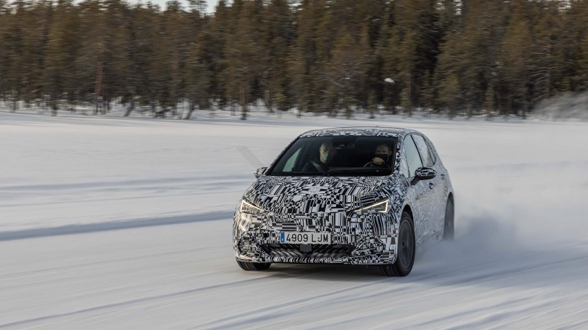 Así desarrollaron los pilotos de carreras Mattias Ekström y Jordi Gené a CUPRA Born