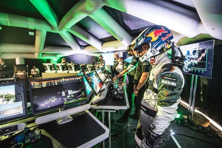 Mattias Ekström lidera el campeonato de pilotos y CUPRA X Zengő Motorsport, de equipos.