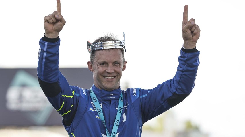 Mattias Ekström se corona como “Rey del Fin de Semana” y encabeza de nuevo la clasificación de pilotos.