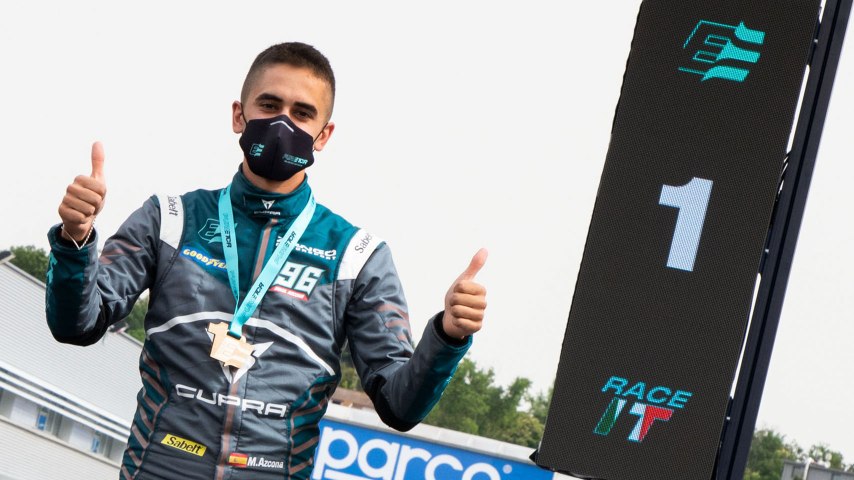 Mattias Ekström lidera el campeonato de pilotos y CUPRA X Zengő Motorsport, de equipos.