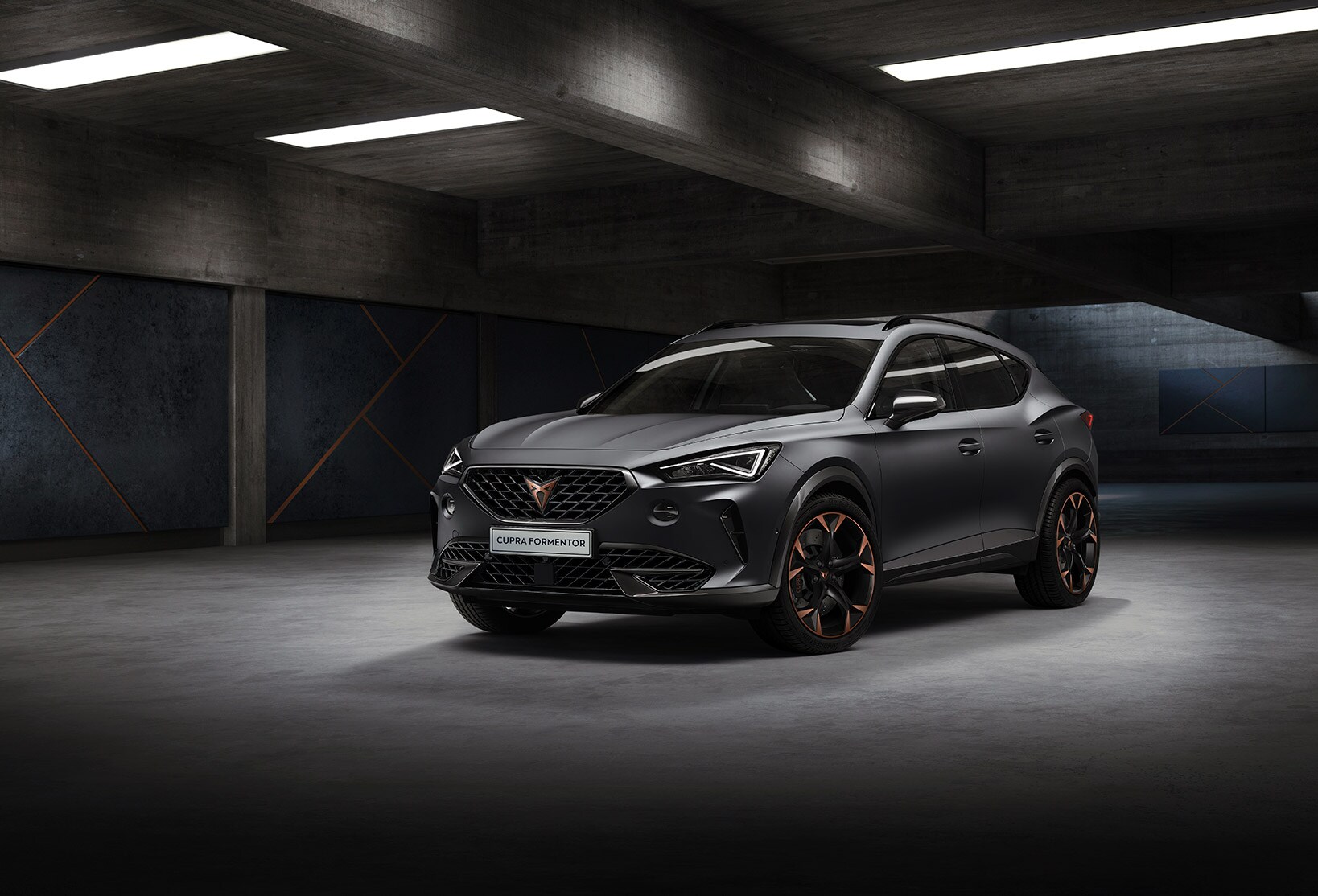 Vista frontal CUPRA Formentor MID