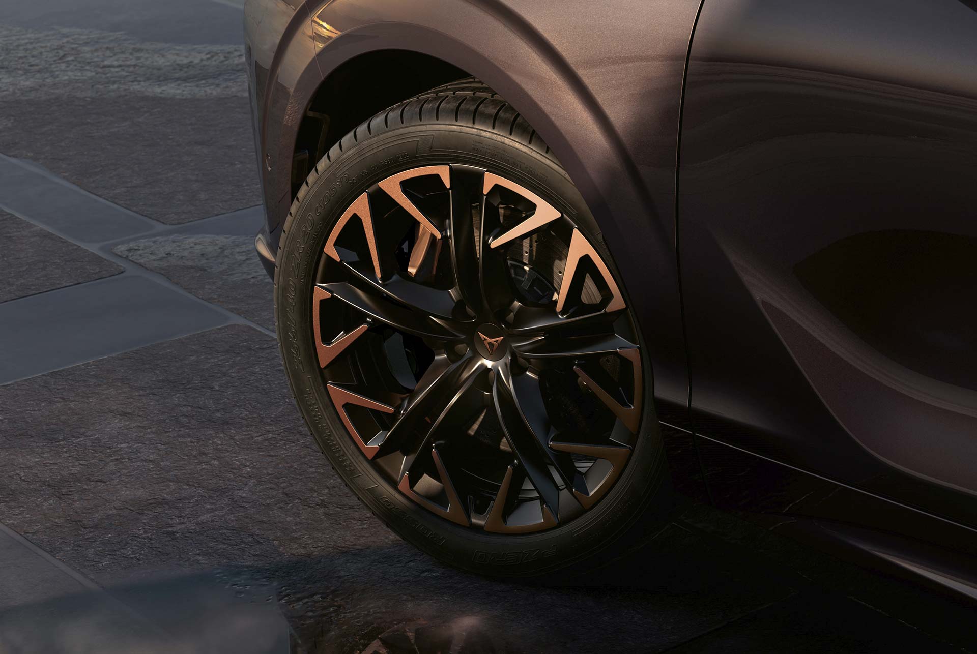 CUPRA Terramar con rin 20" Copper