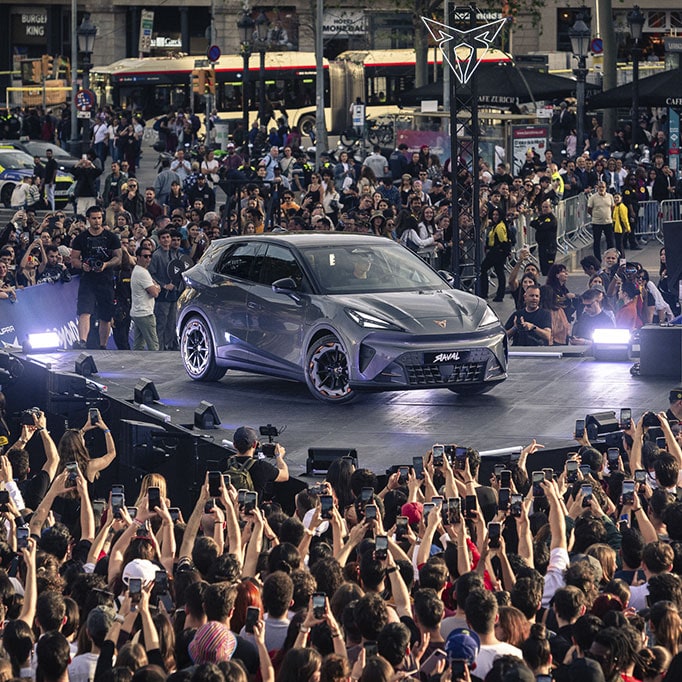 CUPRA reúne a más de 30,000 personas en seis ciudades europeas para presentar el esperado CUPRA Raval con actuaciones en directo de  artistas internacionales