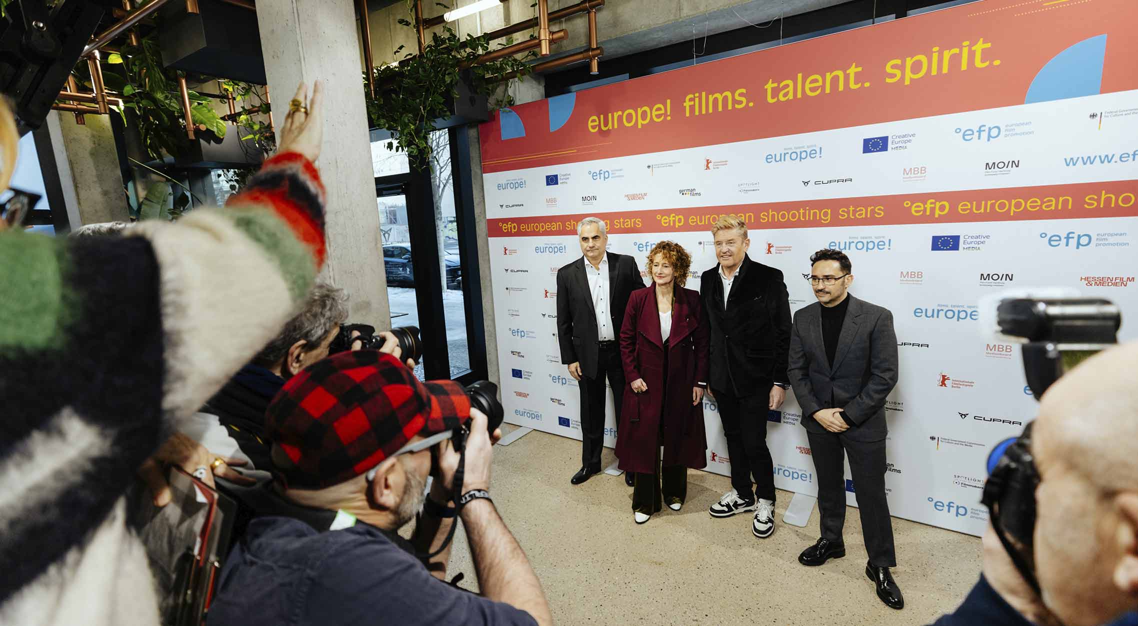 Junto a la Berlinale, Studio Babelsberg también se une a la colaboración, contribuyendo como jurado de la segunda edición del concurso