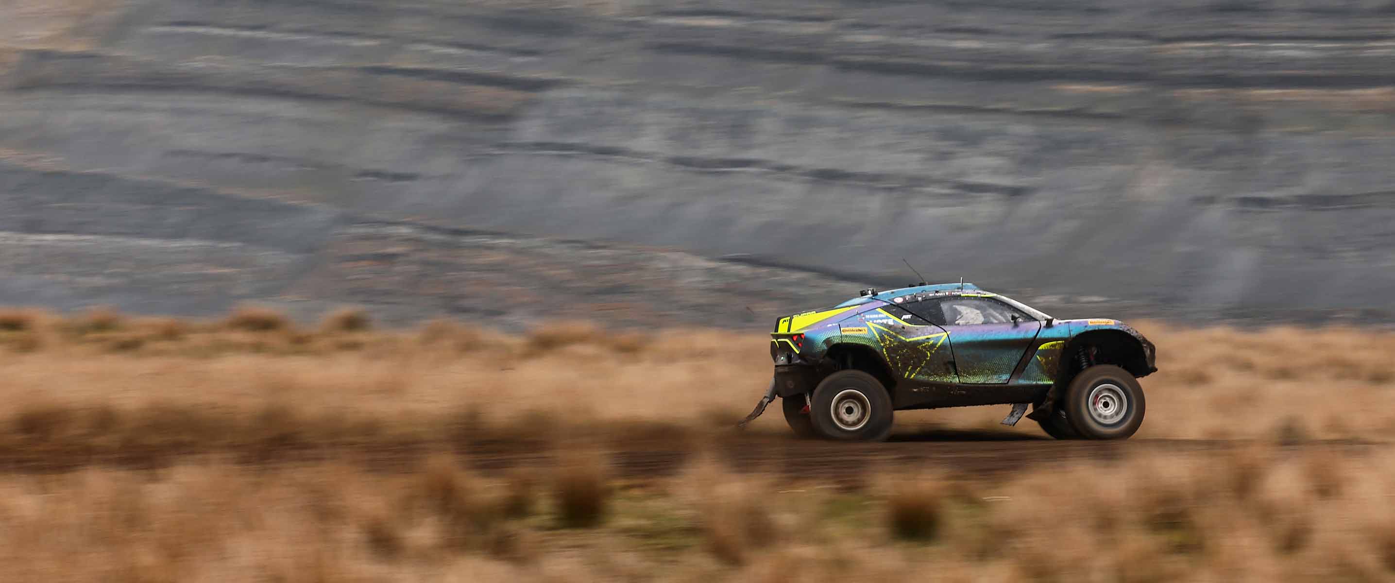 ABT CUPRA XE ficha al piloto ganador Sébastien Loeb