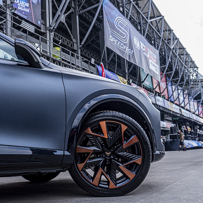 El espíritu deportivo de CUPRA reluce en el arranque del TCR World Tour México 2025