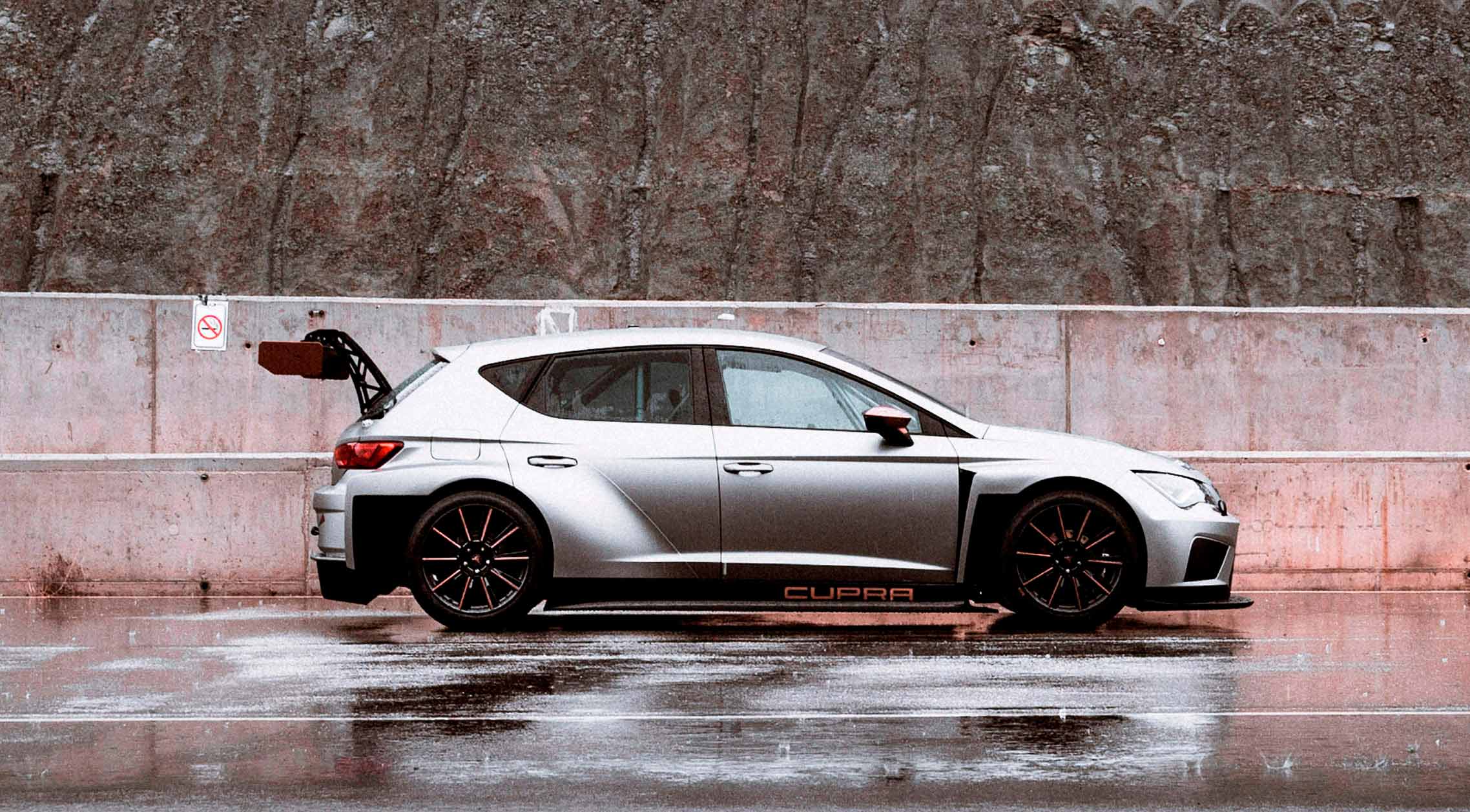 Laia Sanz driving CUPRA